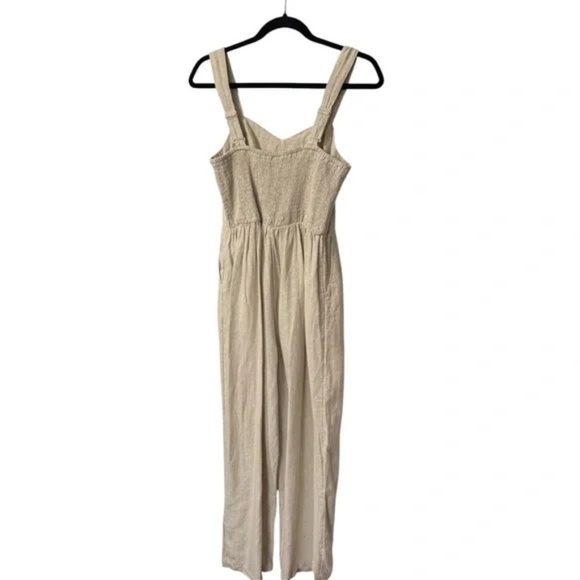 OLD NAVY Fit & Flare Linen-Blend Jumpsuit - Picture 9 of 11